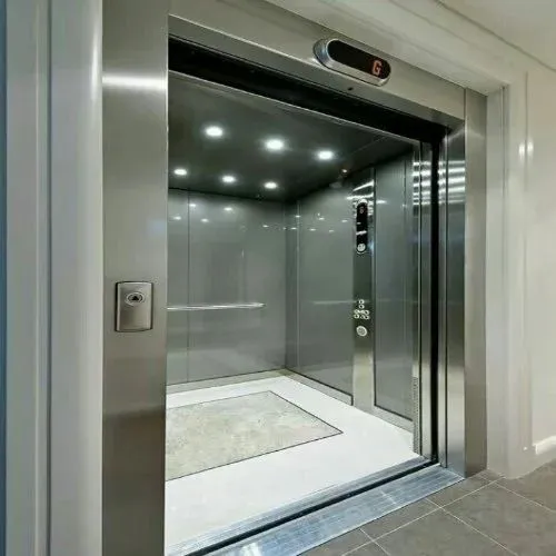 Commercial Building Elevator